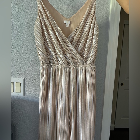 Gold Pantsuit - Picture 2 of 3